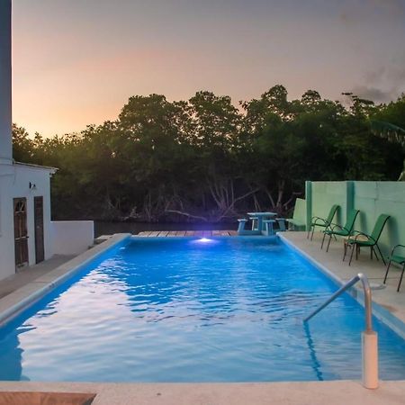 Tranquil Sea View Studio W Infinity Pool Near Airport & Downtown Belize City Exterior photo